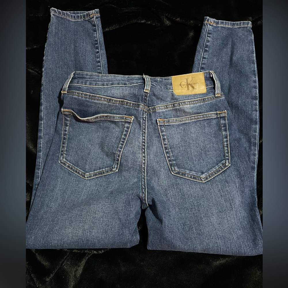Calvin Klein Jeans High Rise Skinny Ankle in Classic Blue 28”